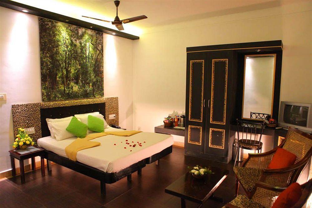 Forest Haven Resort 蒙纳 外观 照片